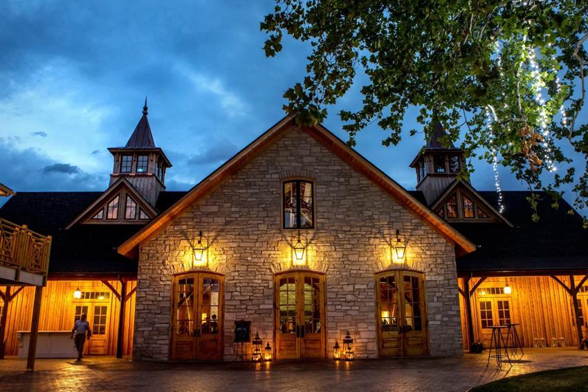 The Wedding Website of Elizabeth Pimentel and Tyler Hebel