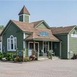 Colonial Inn & Cafe