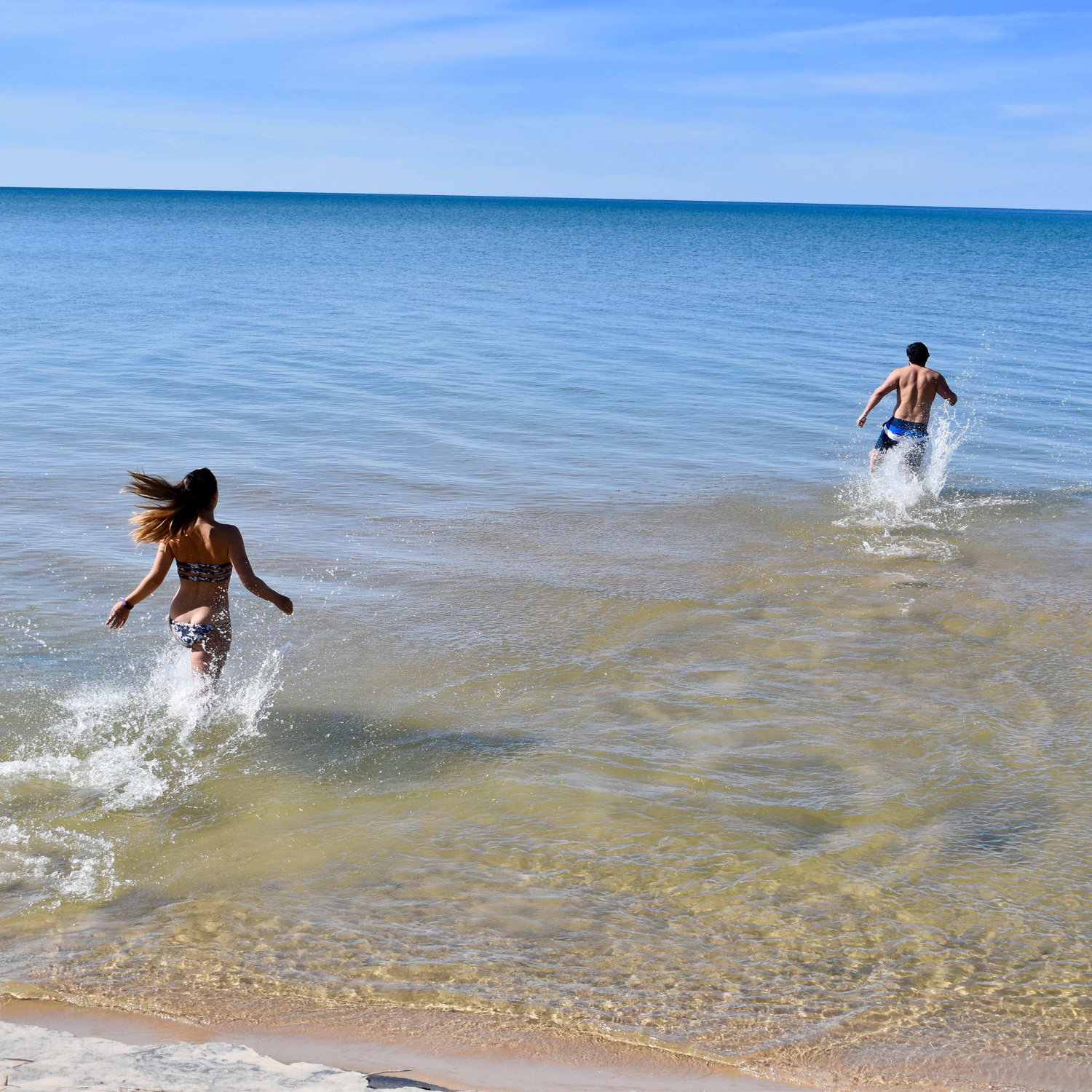 El agua del lago de Michigan estaba helada!