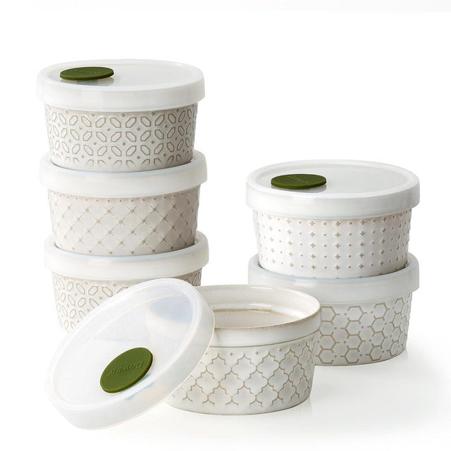 DOWAN Ramekins Oven Safe with Lids 4 oz, Charcuterie Boards Bowls Set for Creme Brulee, Souffle, Dipping Sauces, Custard Cups Ceramic Food Storage Containers, Set of 6, Beige