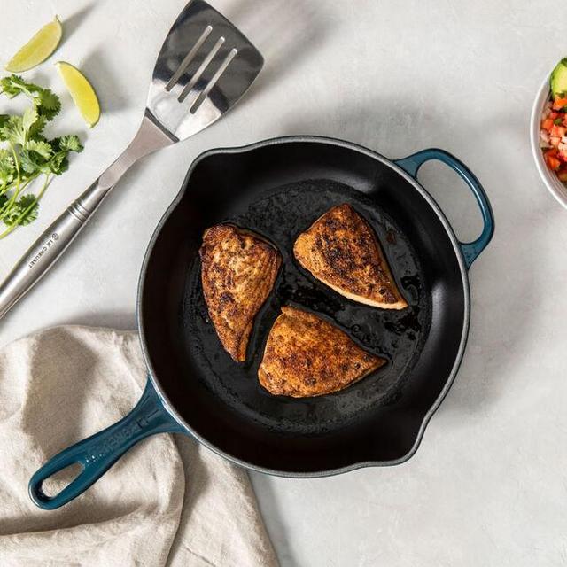 Signature Skillet 10 1/4 inch in Agave color