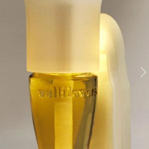 White Flare Nightlight