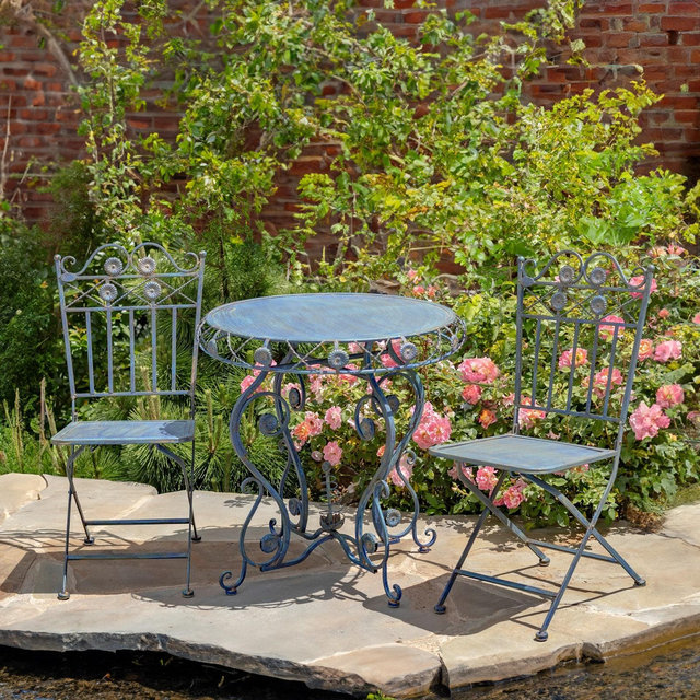 Iron Bistro Set with Aster Flower Accents "Copenhagen 1843"