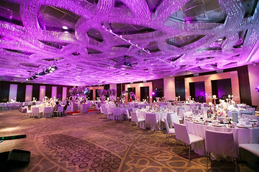 The Wedding Website of Shudai Shioda and Ellie Elyana