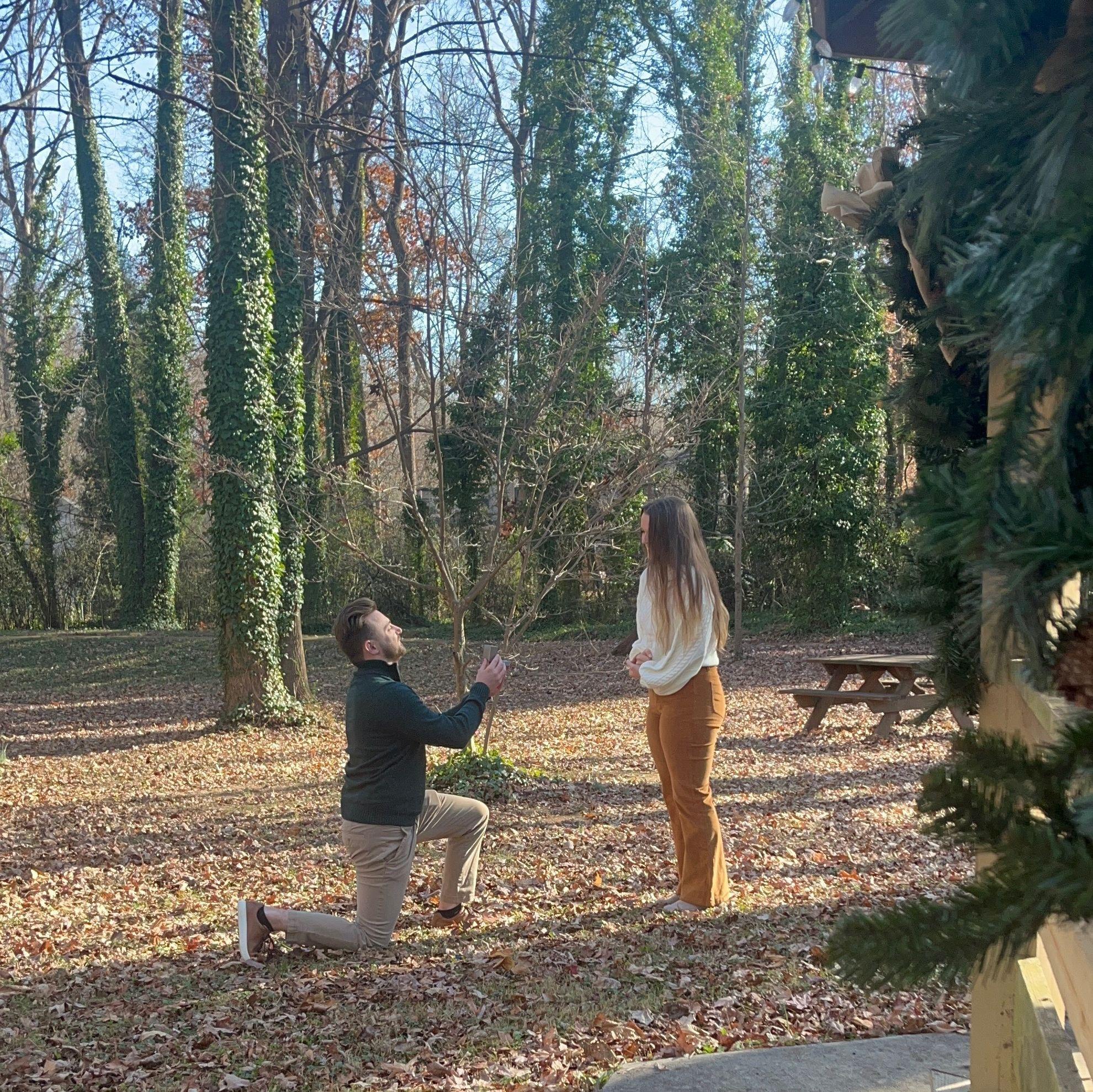 November 28, 2025, He asked the question! Ryan flew to North Carolina over Thanksgiving break to surprise Sarah during a "family photo" session and ask her to be his wife!