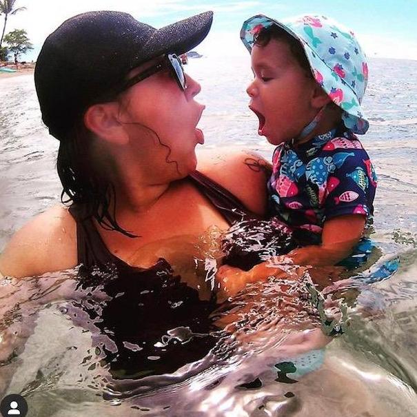Look Mama BABY SHARK!!