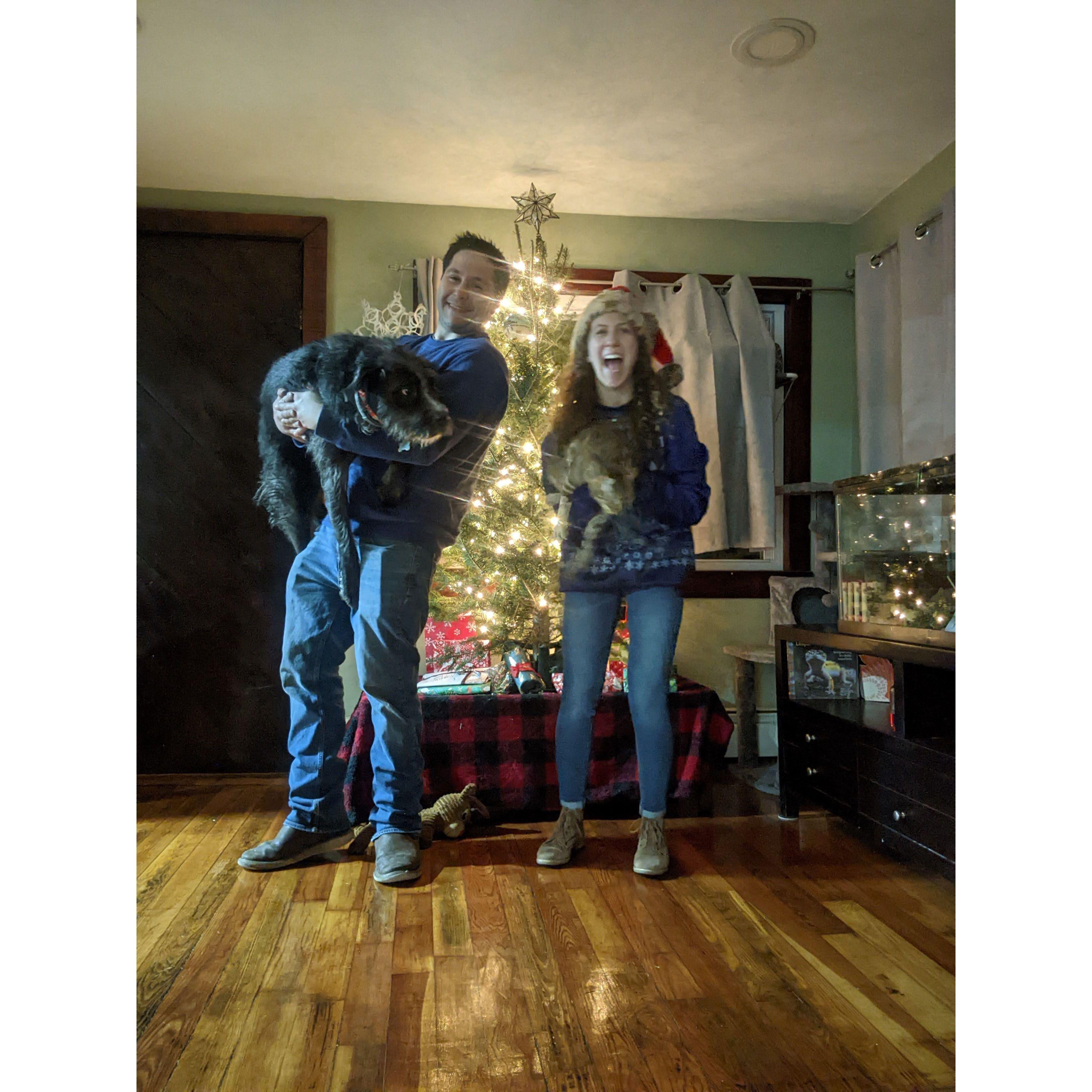 Our first Christmas at home 🎄
December 2023