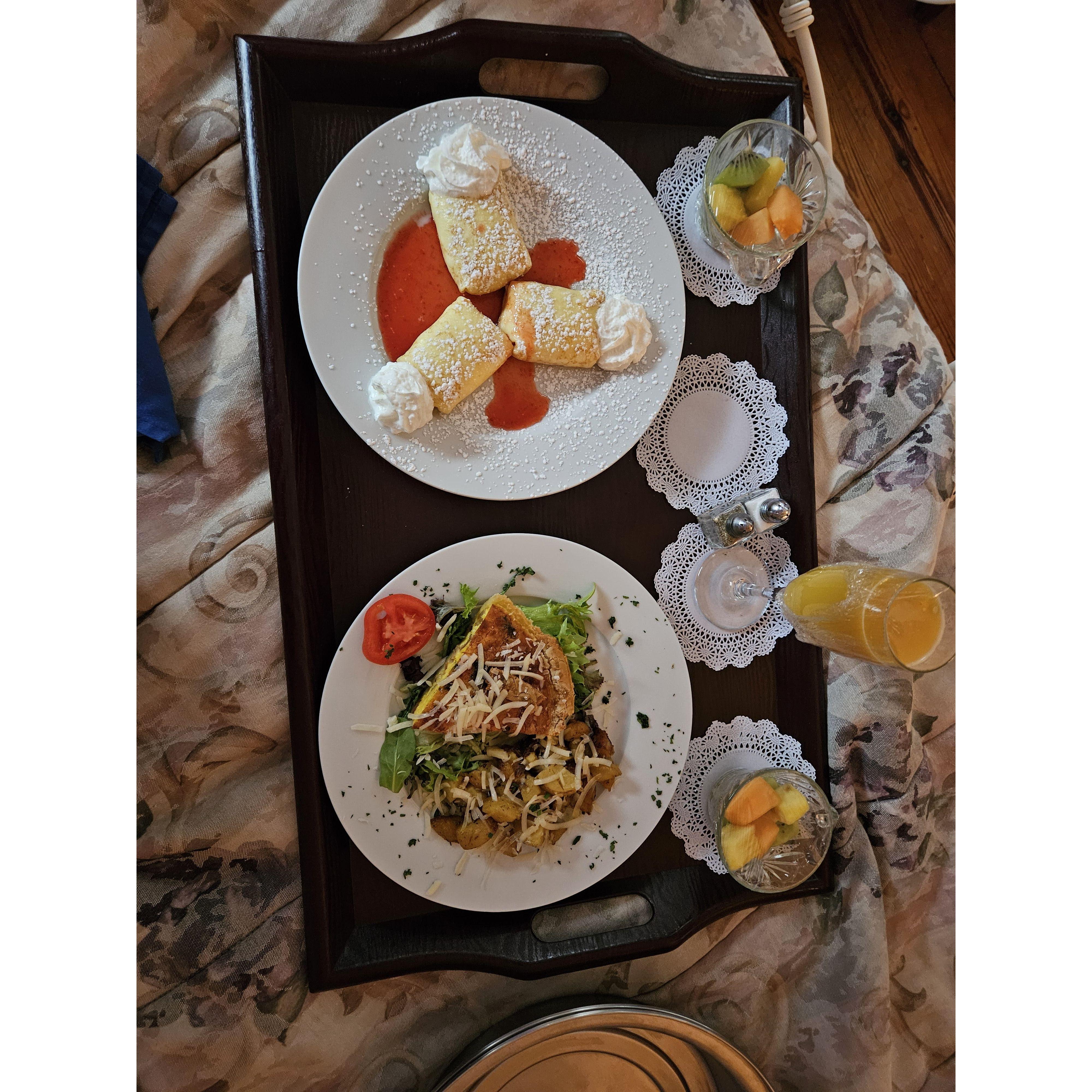 Breakfast was delicious.