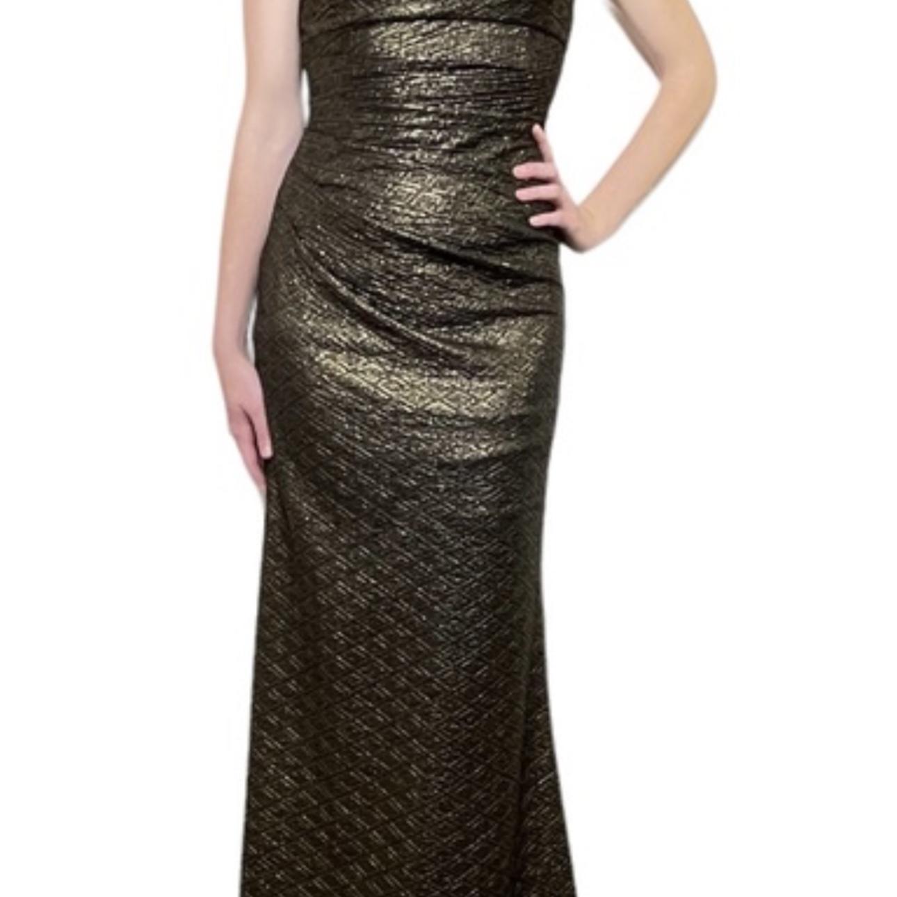 Welcome party attire