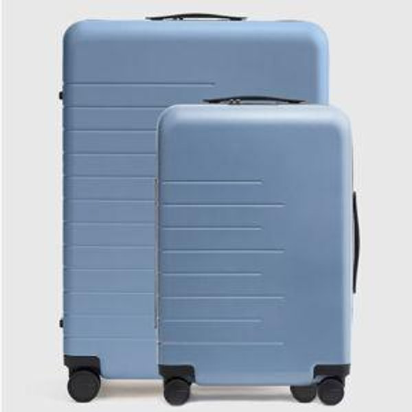 Carry-On & Large Check-In Suitcase Bundle in Blue