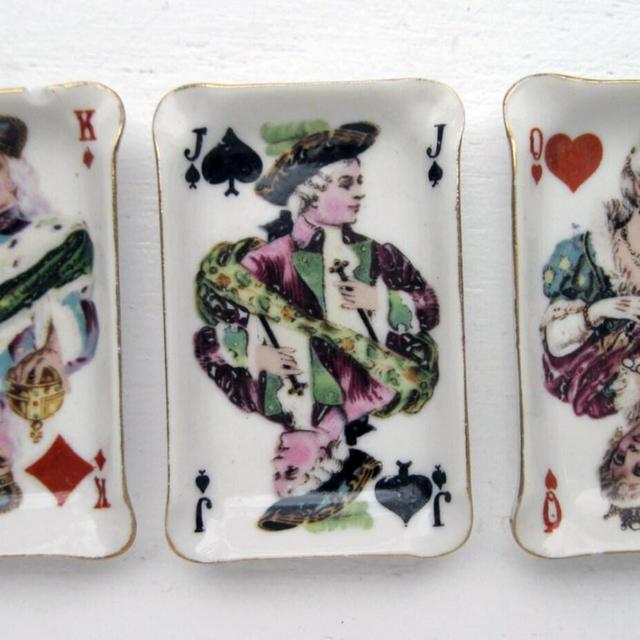 Set of 3 playing cards trinket dishes / 1950s CARD DISHES from Japan / Japanese 1950s deck of cards dishes