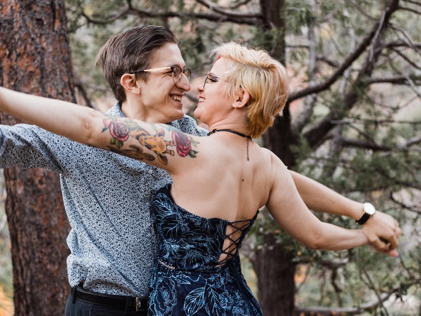 The Wedding Website of Skylar Barnes and Jon Payne