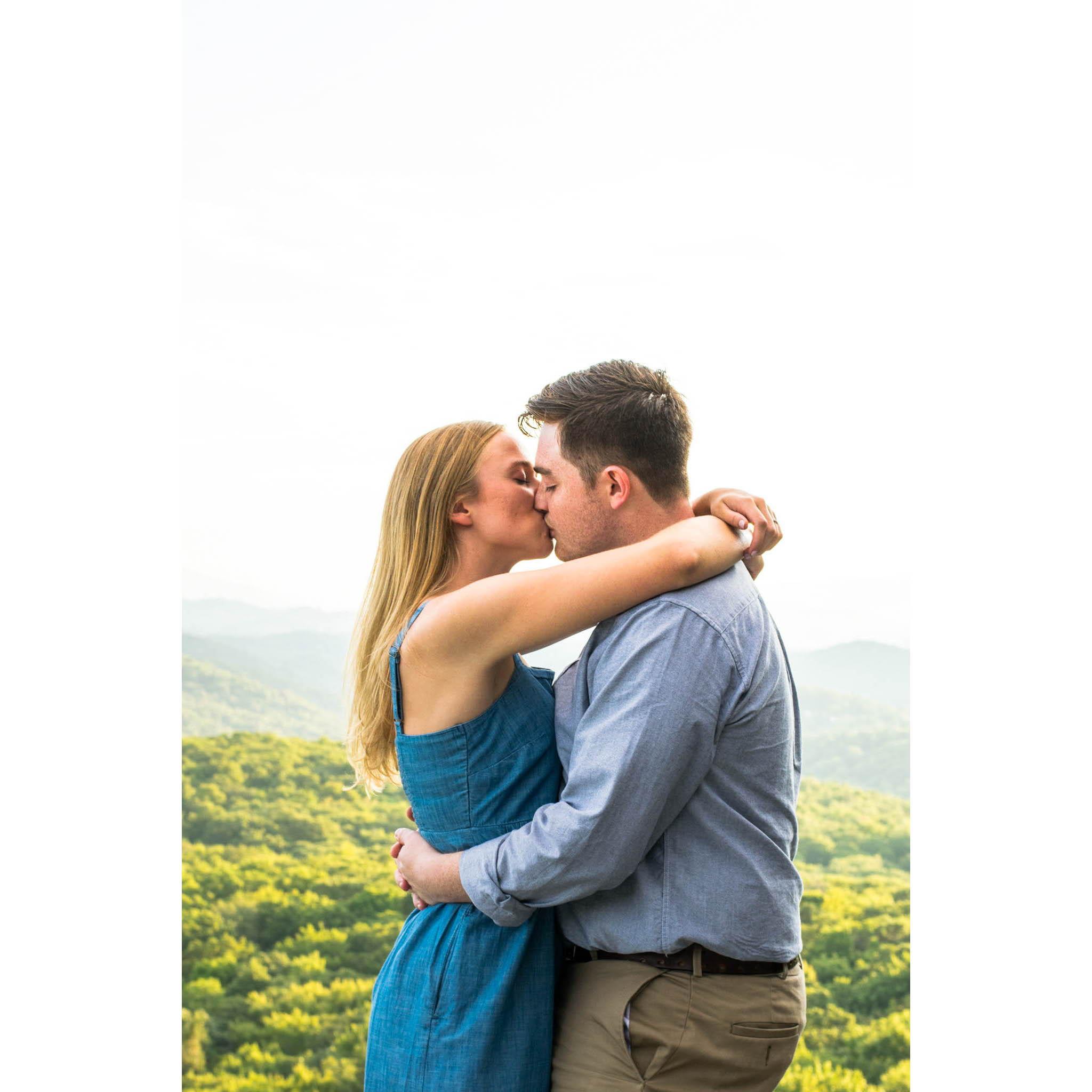 Engagement photoshoot in August in Boone