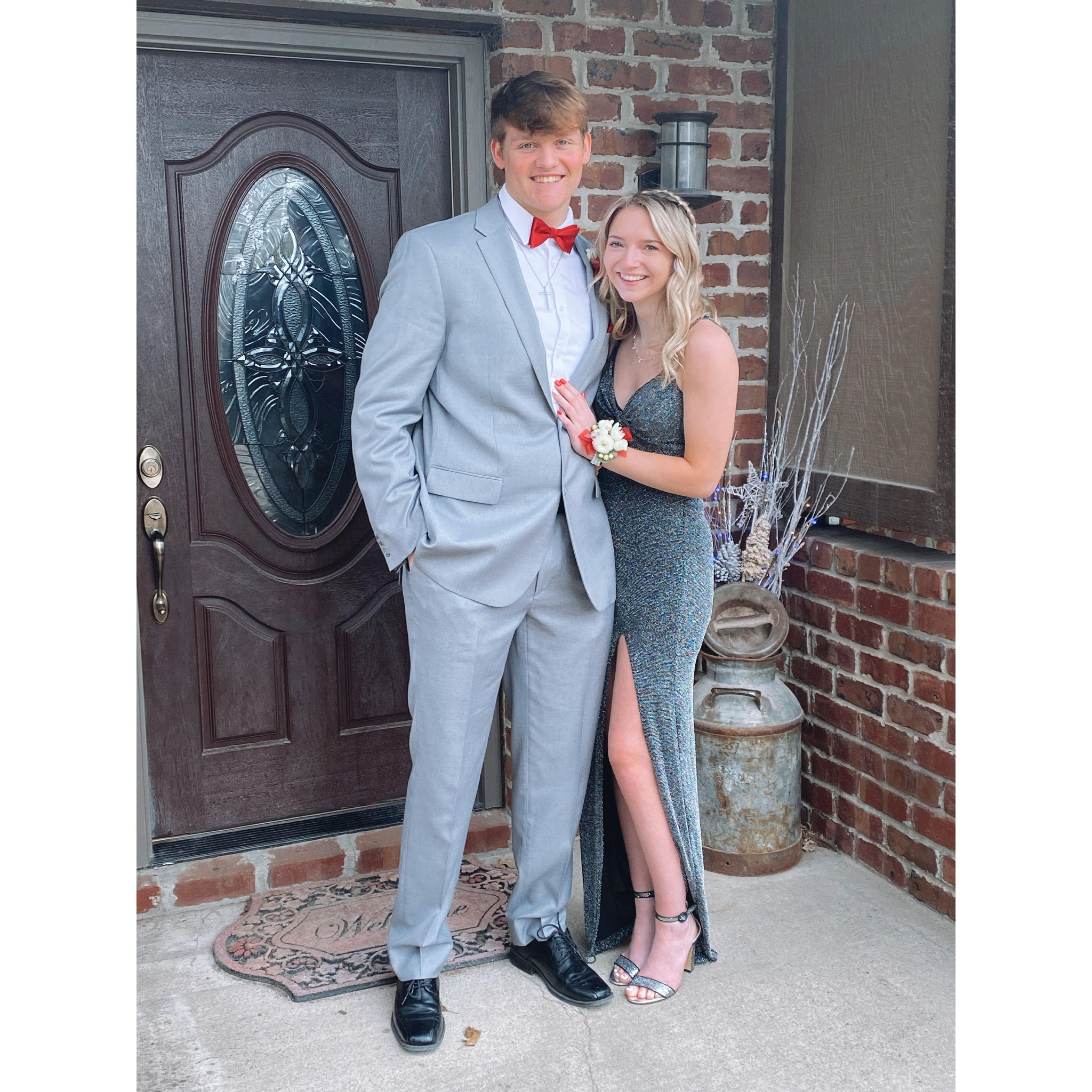 Mead prom together!