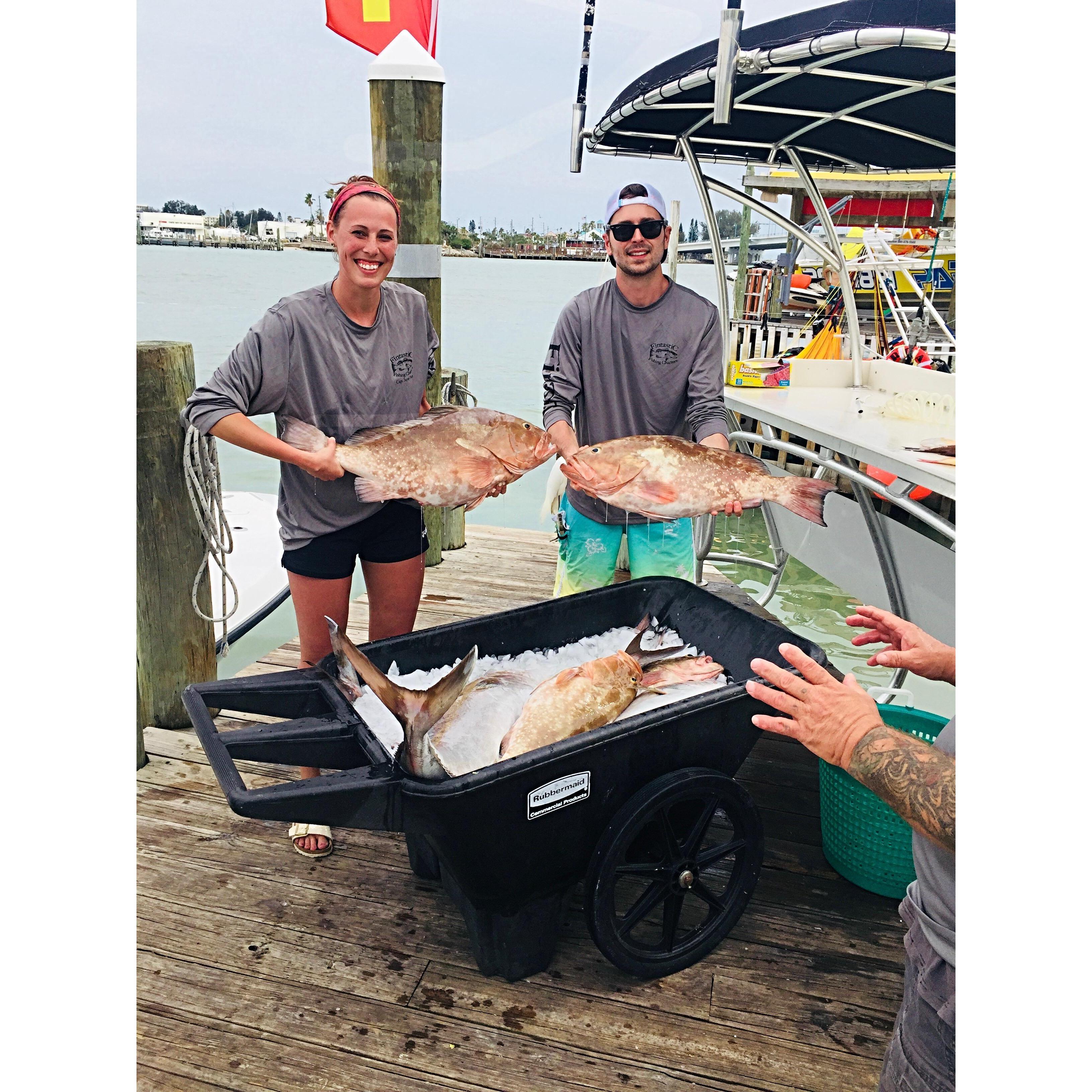 couple that deep sea fish together stay together