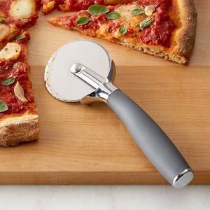 Williams Sonoma Pizza Wheel