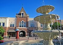 Levis Commons Boulevard