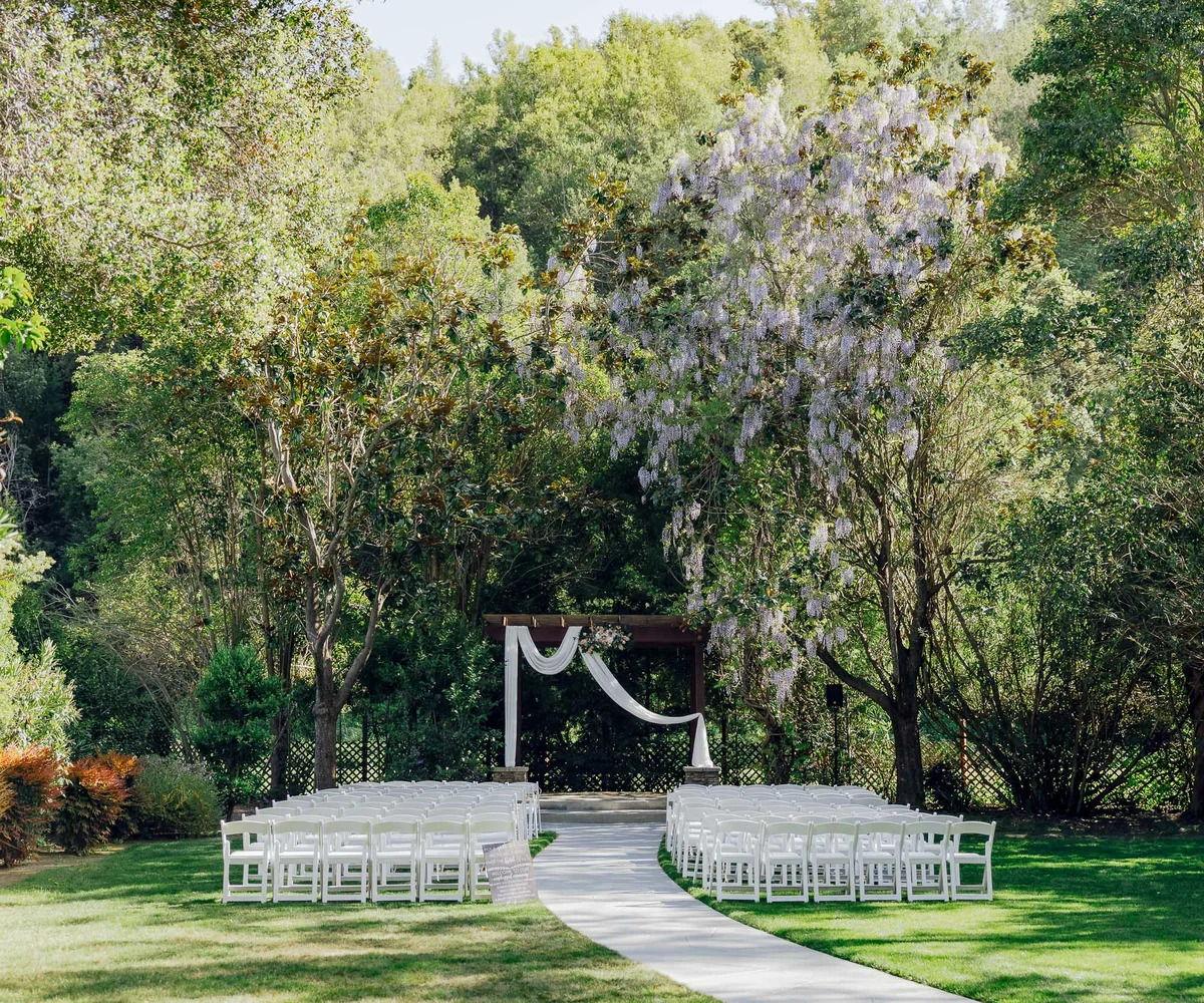 The Wedding Website of Maureen Valenzuela and Alexander Moyer