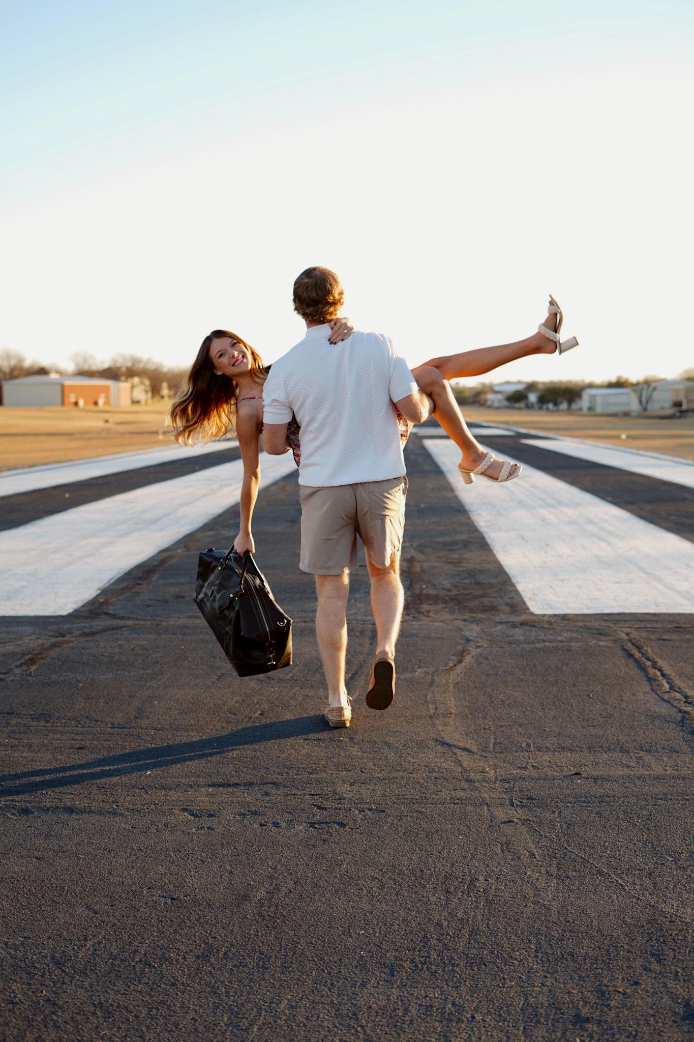 The Wedding Website of Ashlie Hedemann and Carter Bowker