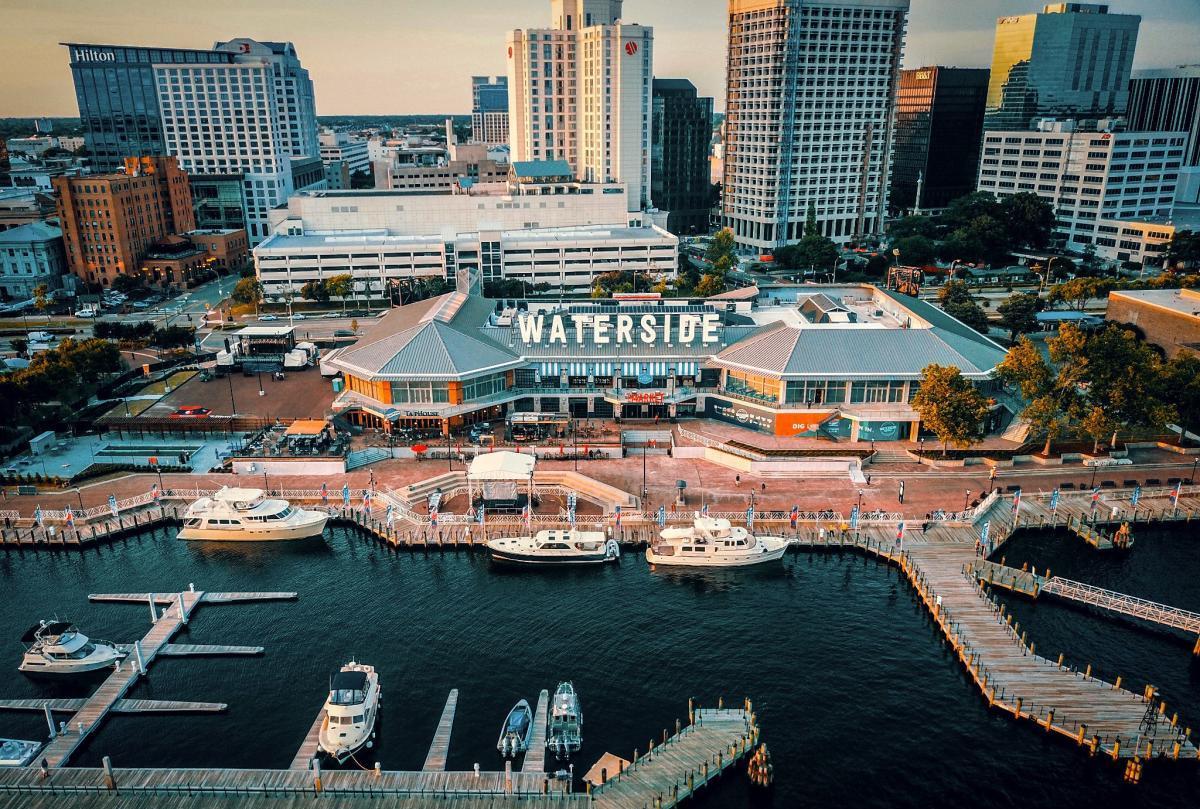 The Wedding Website of McKenzie Layne and Alex Zajdel