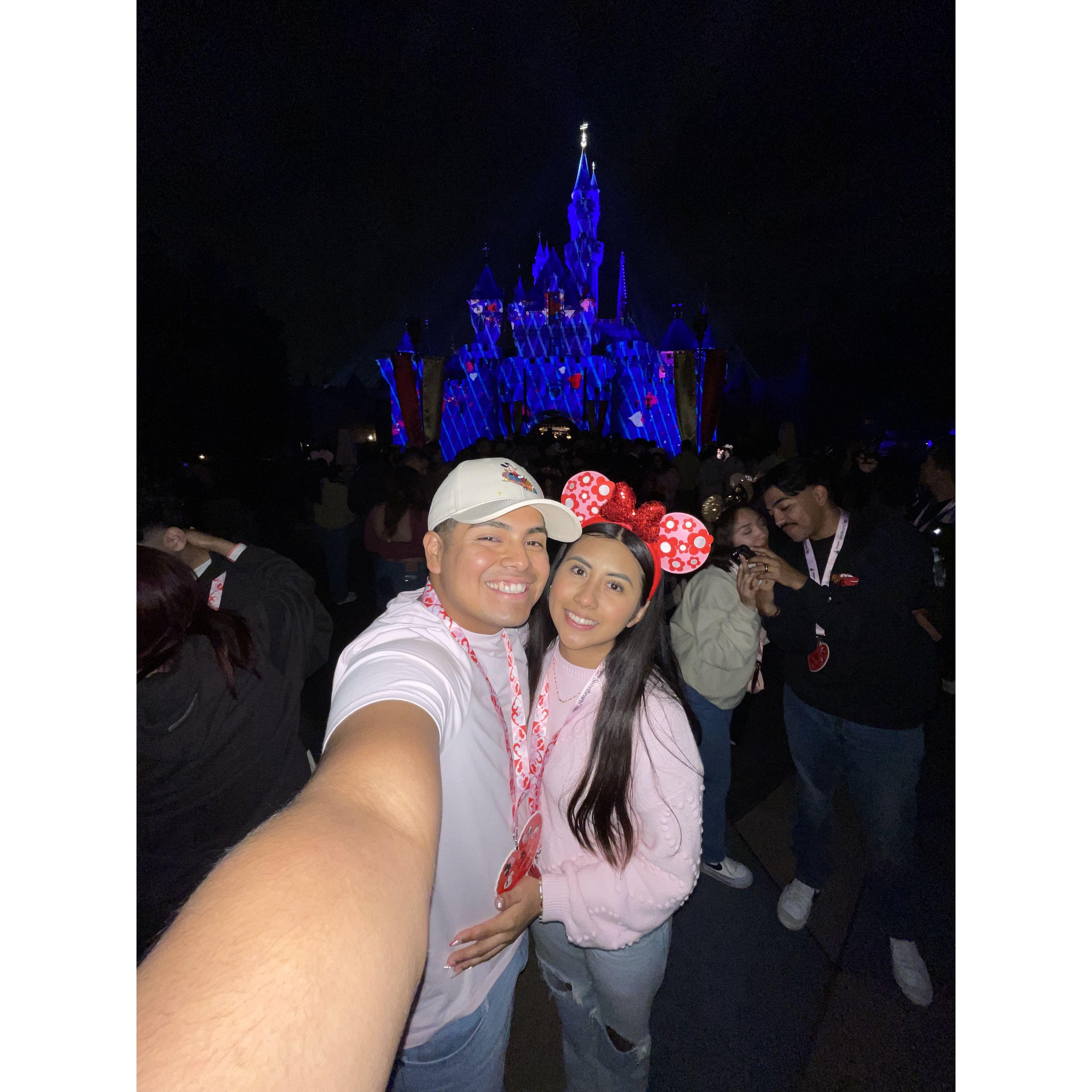 ✩ Primera ves en Noche de Enamorados en Disneyland! / First time at Sweethearts Nite in Disneyland! 💘