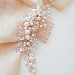 Emmy Floral Comb
