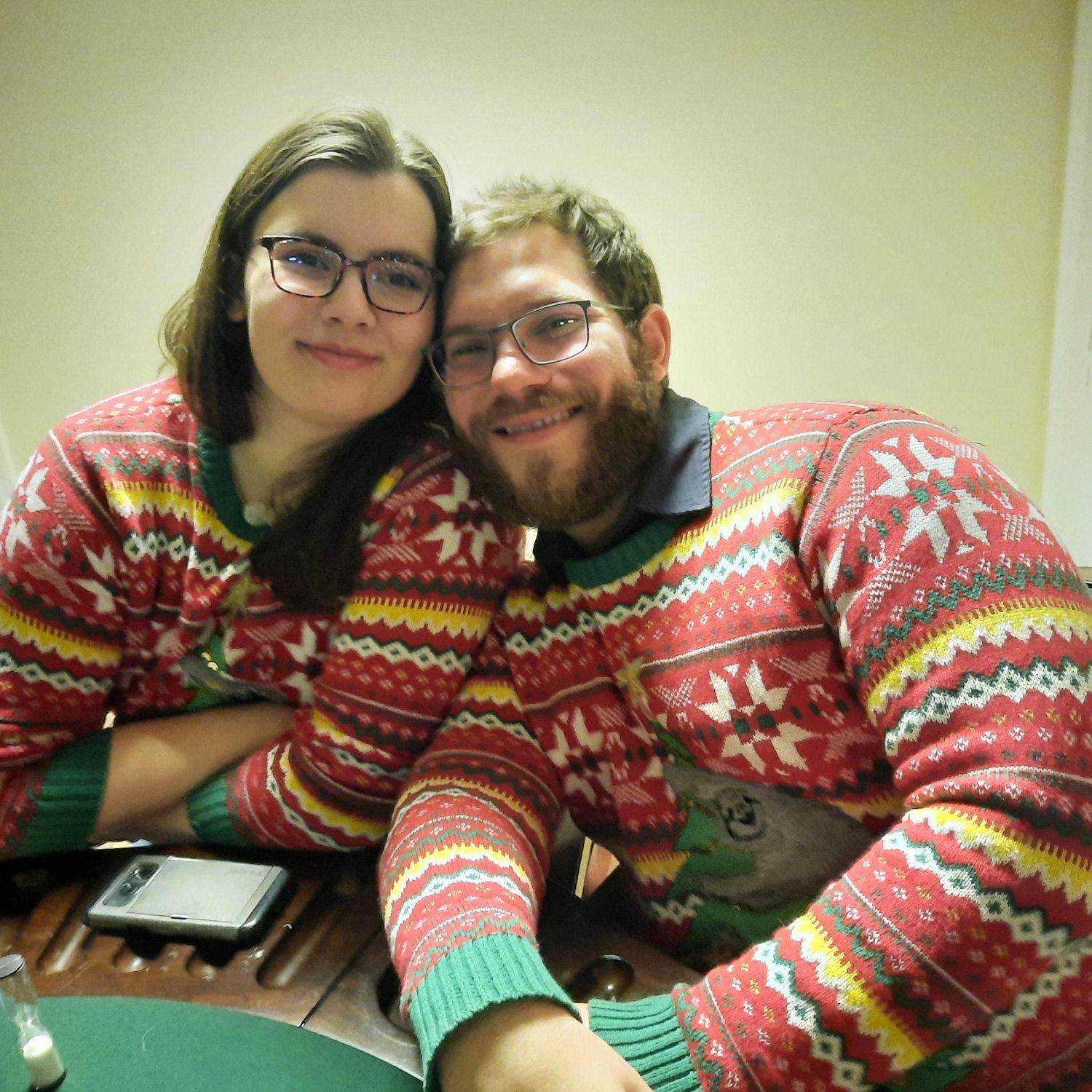 And so many matching sweaters.