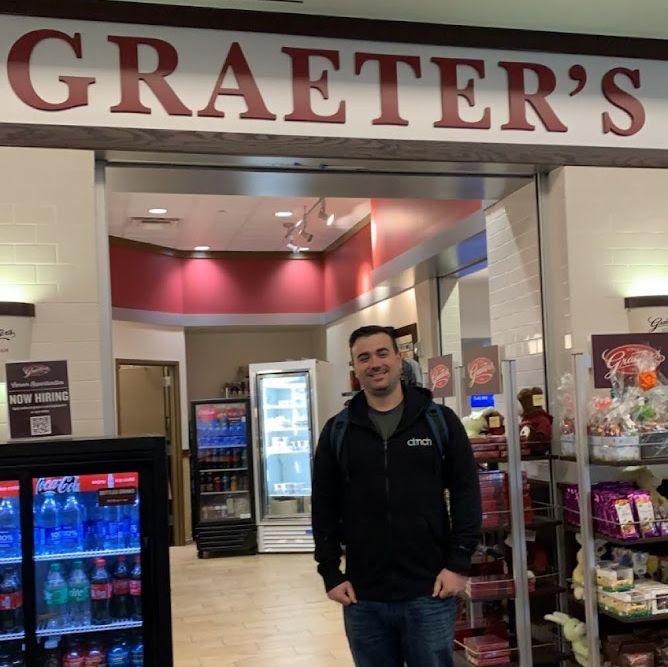 Ian's first time having Graeter's