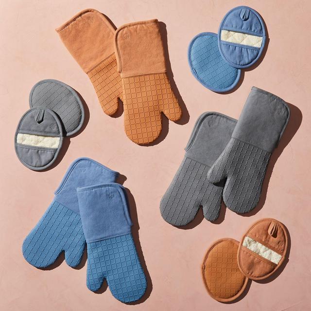 Silicone Oven Mitts & Pot Holder