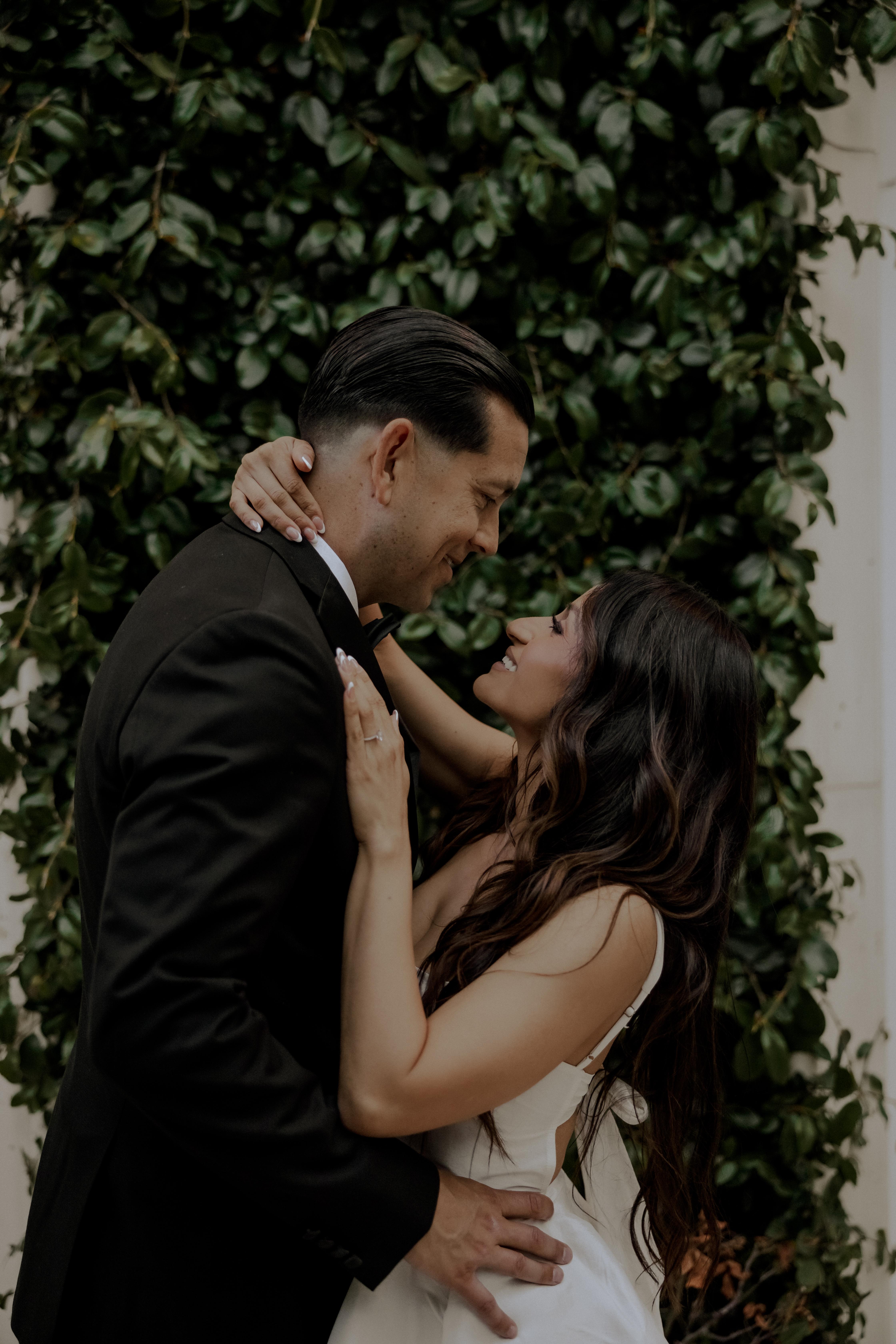 The Wedding Website of DANIA OSORIO and KENNETH GRAY