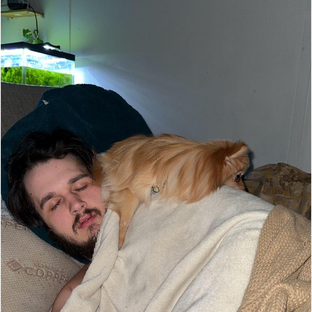 The 2 Sleepy Heads of the Bunch!