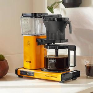 Moccamaster KBGV Coffee Maker in Yellow Pepper – SCA/ECBC Certified Drip Brewer