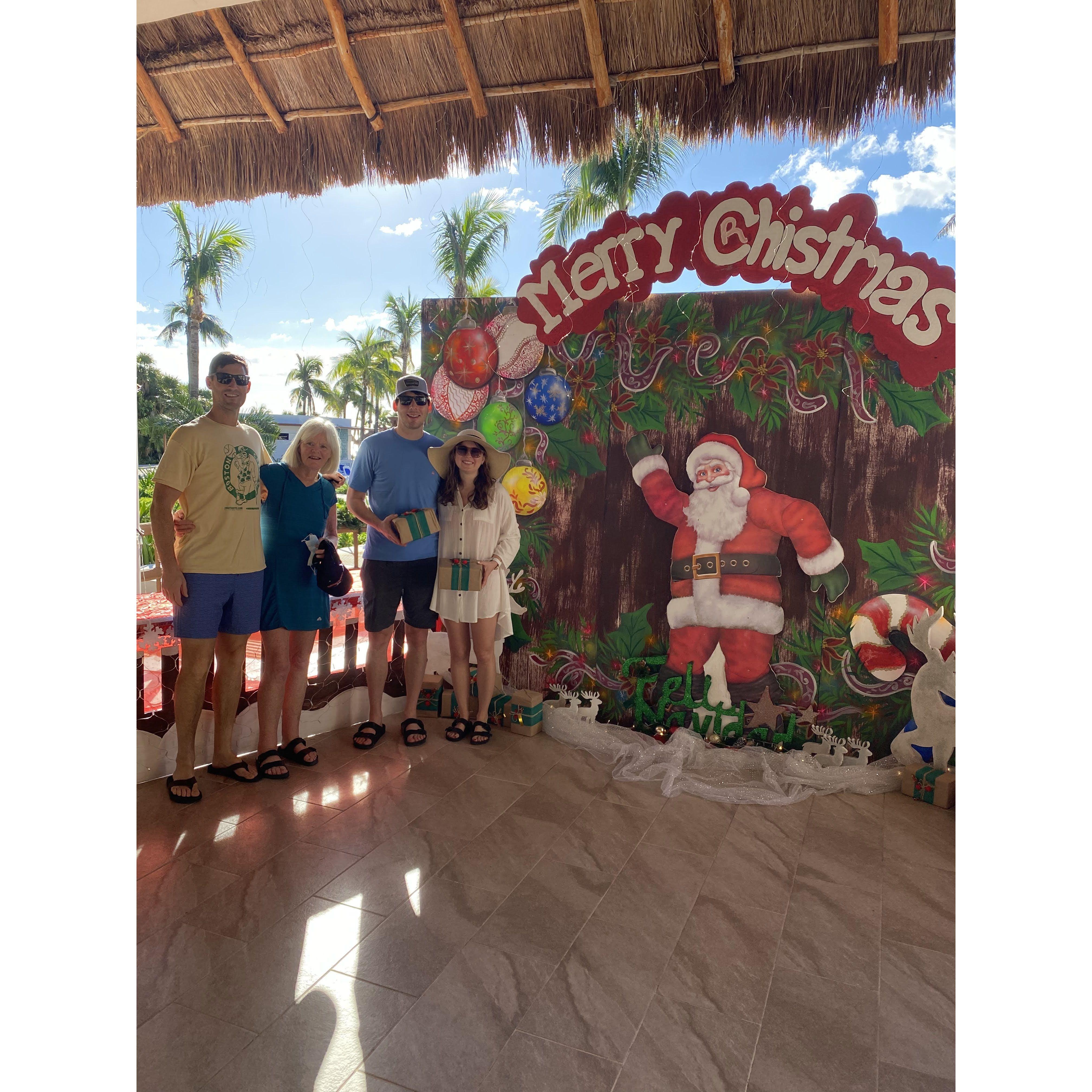 Christmas 2021 was spent in Mexico with some of Marc's family!