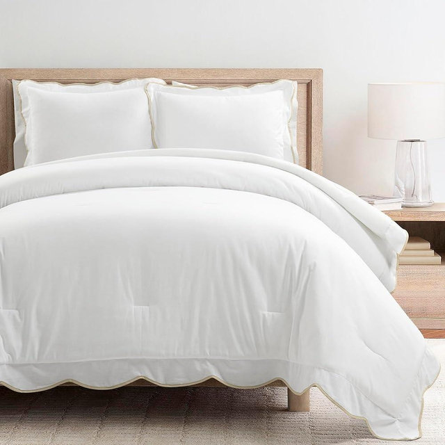 Lush Decor Coastal Chic Scallop Edge Comforter Set Neutral/White 3 Piece Set Full/Queen - Soft Elegant Affordable Luxury Bedding Set