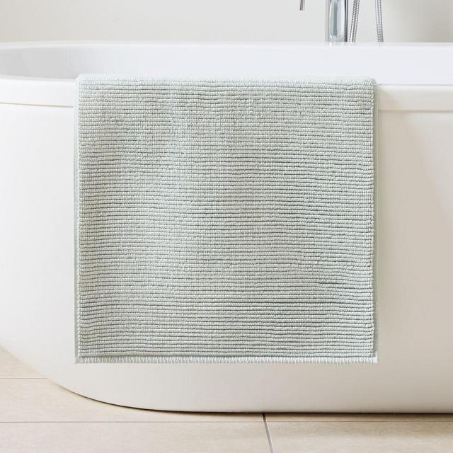 Looped Bath Mat