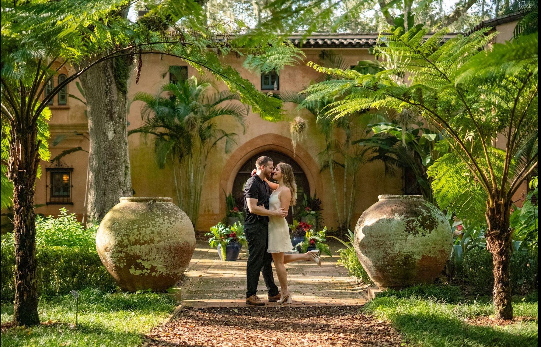 The Wedding Website of Victoria Ames and Derek Easthon