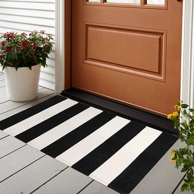 Collive Black and White Outdoor Rug Doormat 24’’ x 35’’, Cotton Woven Front Porch Rug Outdoor Indoor Rugs Farmhouse Striped Rugs Runner Washable Floor Carpet for Kitchen Bathroom Laundry Room