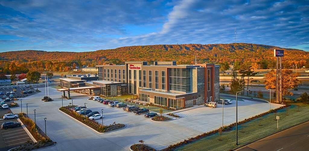 The Wedding Website of Ashley Knoeck and Jacob Berens