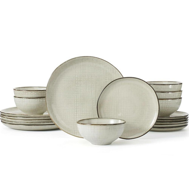Famiware Moonlight Plates and Bowls Sets, 18 Pieces Stoneware Dinnerware Sets with Linen Finish, Handmade Dishware set for 6, Microwave and Dishwasher Safe, Scratch Resistant Tableware, Summer Sand