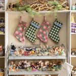 SHOPPING- Clove & Creek