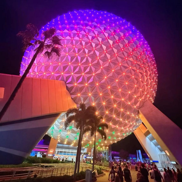 2 Day Tickets to Epcot x2