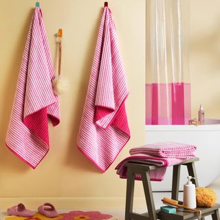 Play Reversible Terry Bright Bath Towel, Set of 4