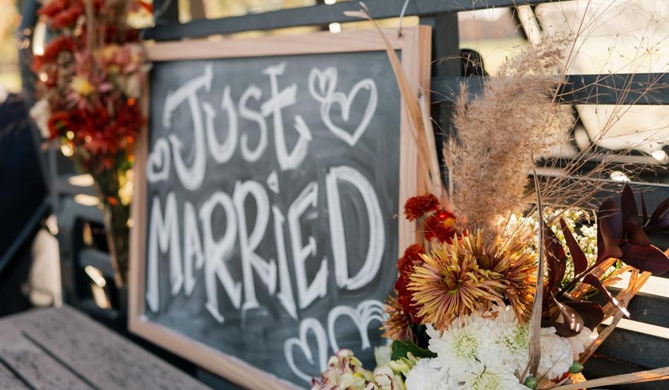 The Wedding Website of Lelia Burge Gaskin and Andrew Gaskin