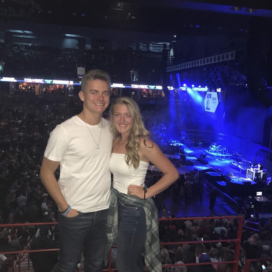 First concert together listening to Jason Aldean!
