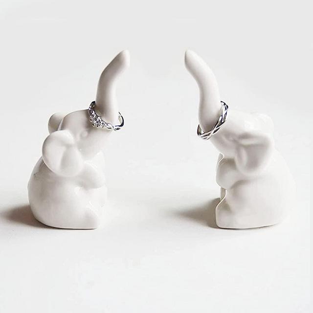 BARBIZON WAGON Jewelry Ring Holder, Elephant Wedding Ladies Ring Display Stand, Mother's Day Gifts, Christmas and Valentine's Day Gifts for Wife and Girlfriend, Elephant Statue Home Lucky Decoration (2 pieces).