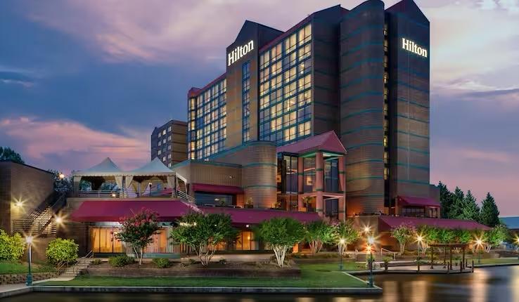 The Wedding Website of Tara Bluefort and DeVante Williams