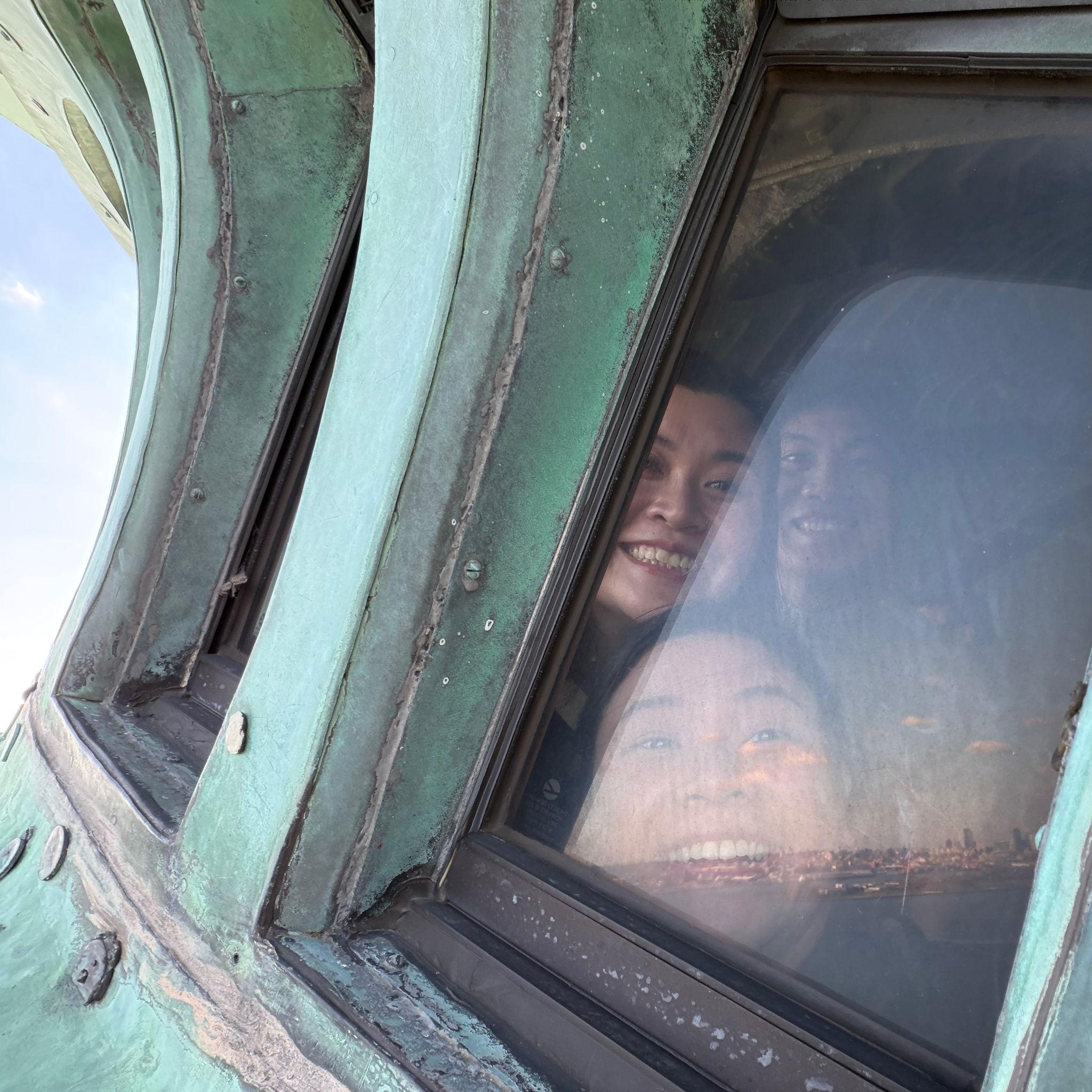 When Kieu risked her phone and put it outside of the crown