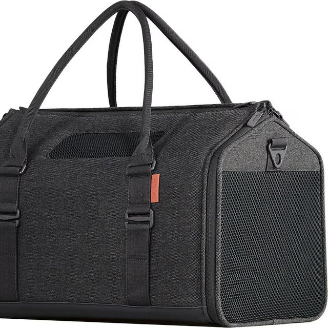 Tuft & Paw Porto Soft-Sided Airline Approved Cat Carrier