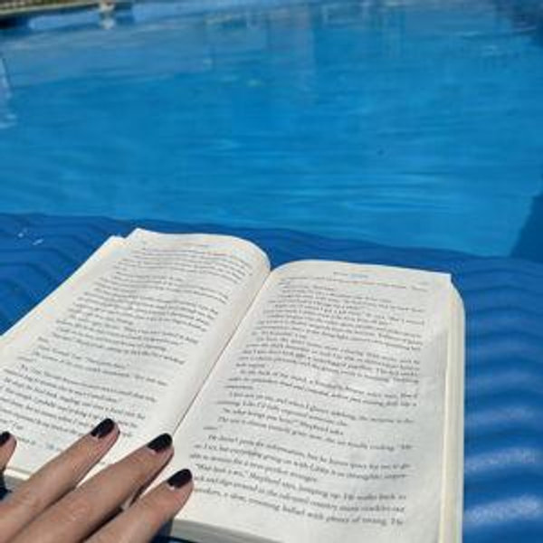 📚 Kayla's Book Habit Fund