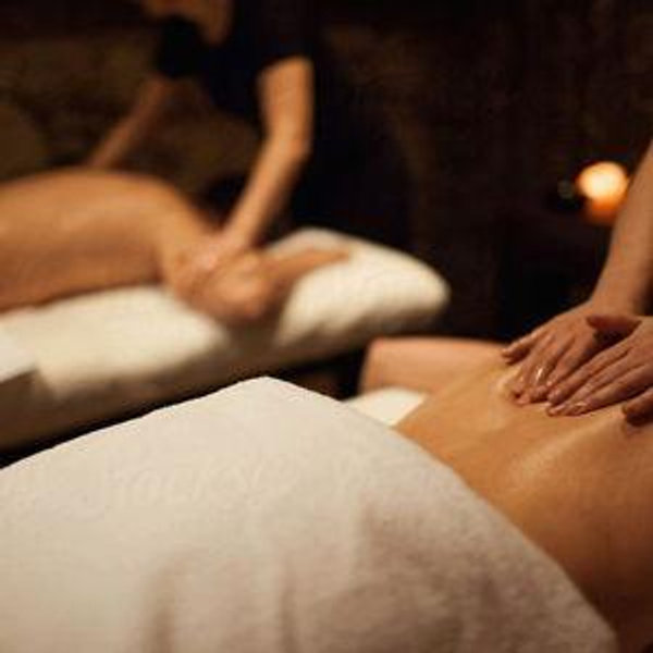 60-Minute Couples Massage